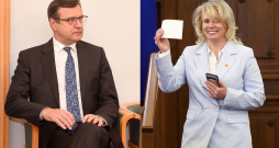 Saeimas deputāti Jānis Reirs un Viktorija Pleškāne. Saeimas deputāti Jānis Reirs un Viktorija Pleškāne.