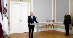Valsts prezidents Edgars Rinkēvičs Rīgas pilī. Valsts prezidents Edgars Rinkēvičs Rīgas pilī.
