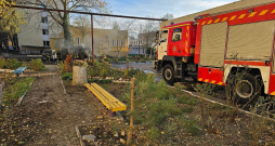 Krievijas armija pirmdienas pēcpusdienā apšaudījusi slimnīcu Hersonā, un zināms, ka tikusi iznīcināta ātrās palīdzības automašīna. Krievijas armija pirmdienas pēcpusdienā apšaudījusi slimnīcu Hersonā, un zināms, ka tikusi iznīcināta ātrās palīdzības automašīna.