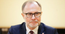 Aizsardzības ministrs Andris Sprūds.
