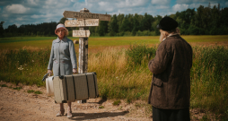 Daudzsēriju filma "Pansija pilī".