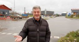"Getliņi ir ne tikai lielākais atkritumu glabāšanas un pārstrādes poligons pie Baltijas jūras. Esam arī vieni no modernākajiem Eiropā, jo infrastruktūras ziņā mums faktiski ir viss – savs siltums, elektrība un iekšējie ceļi. Ražojam arī pārtiku, par aprites ekonomiku izglītojam sabiedrību, pie mums ekskursijās ved pat ārzemju tūristus no kruīzu kuģiem," SIA "Getliņi EKO" vispusīgo darbību raksturo valdes priekšsēdētājs Imants Stirāns.