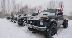 Ukrainai ziedotie spēkrati "Lada 4x4".