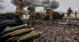 Ukraina. Artilērija. Ukraina. Artilērija.