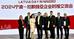 Šlesera delegācija Ķīnā. Šlesera delegācija Ķīnā.
