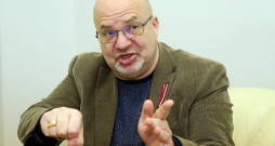 Vents Armands Krauklis: "Nešaubīgi, viens no iemesliem, kādēļ Latvija tik būtiski atpaliek no Lietuvas, Igaunijas, ir trakā birokrātija."