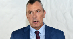 Einars Fogelis. Einars Fogelis.