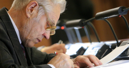 Visvaldis Lācis (1924 – 2020). Visvaldis Lācis (1924 – 2020).