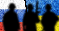 Karā Ukrainā dzīvību zaudējuši vai ievainoti simtiem tūkstošu karavīru. Karā Ukrainā dzīvību zaudējuši vai ievainoti simtiem tūkstošu karavīru.