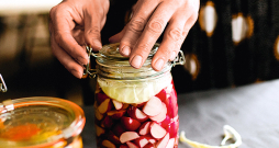 Fermentēti redīsi. Fermentēti redīsi.