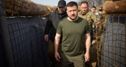 V. Zelenskis Harkivas reģionā. Zelenska plāns kalpo kā piedāvājums vai priekšlikums no Ukrainas puses Rietumu sabiedrotajiem par nepieciešamajiem pasākumiem, kas tiem ir jāveic. V. Zelenskis Harkivas reģionā. Zelenska plāns kalpo kā piedāvājums vai priekšlikums no Ukrainas puses Rietumu sabiedrotajiem par nepieciešamajiem pasākumiem, kas tiem ir jāveic.