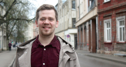 Latviešu komiķis Rūdolfs Kugrēns.