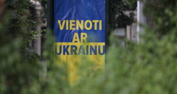 Vienoti ar Ukrainu.