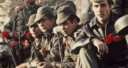 Portugāļu karavīri revolūcijas dienās. Portugāļu karavīri revolūcijas dienās.