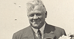Valsts un Ministru prezidents Kārlis Ulmanis 30. gadu beigās. Valsts un Ministru prezidents Kārlis Ulmanis 30. gadu beigās.