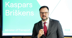 Satiksmes ministrs Kaspars Briškens.