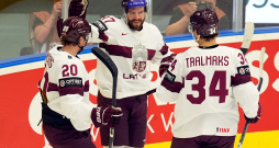 Pasaules hokeja čempionāta spēle starp Latvijas un Kazahstānas valstsvienībām ''Ostravar arēnā'' Ostravā. Tralmaks. Egle. Pasaules hokeja čempionāta spēle starp Latvijas un Kazahstānas valstsvienībām ''Ostravar arēnā'' Ostravā. Tralmaks. Egle.