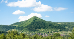 Skats uz Bosnijas piramīdām. Skats uz Bosnijas piramīdām.