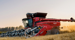  'Case IH Axial-Flow' kombains. 