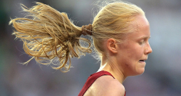 Par pagājušā gada labāko Latvijas sportisti atzītā skrējēja Agate Caune savā debijas Eiropas čempionātā 5000 metru distancē ieņēma 16. vietu. Valmieriete atzina, ka nav bijusi pārsteigta par tik augstu skrējiena tempu, bet pēc divu kilometru atzīmes viņai nācās vairāk cīnīties ar sevi, ne konkurentēm.