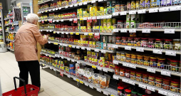 Banku analītiķi Latvijā martā prognozē gada inflācijas samazināšanos līdz 3,4-3,5%.