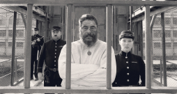 Benisio del Toro.