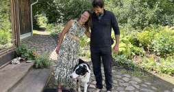 "Svarīgākais ir tas, ka mūs ar Deividu vieno kopīgas vērtības – tā ir planētas mīlestība un veselīgs dzīvesveids," teic Anna Bole Viljamsone. "Svarīgākais ir tas, ka mūs ar Deividu vieno kopīgas vērtības – tā ir planētas mīlestība un veselīgs dzīvesveids," teic Anna Bole Viljamsone.
