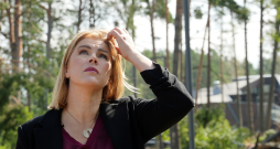 Ministru prezidente Evika Siliņa apseko vētras postījumus Kauguru parkā Jūrmalā. Ministru prezidente Evika Siliņa apseko vētras postījumus Kauguru parkā Jūrmalā.