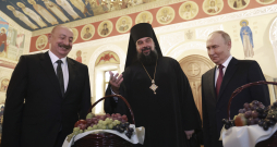 Baku katedrāle. Krievijas diktators Vladimirs Putins un Azerbaidžānas prezidents Ilhams Alijevs.