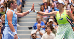 Ostapenko un Kičenoka uzvar ASV atklātā čempionāta dubultspēļu finālā. Ostapenko un Kičenoka uzvar ASV atklātā čempionāta dubultspēļu finālā.