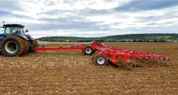 'Horsch Jokker' smalcinātājs. 'Horsch Jokker' smalcinātājs.