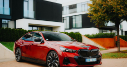 Konkursa uzvarētājs "BMW i5 M60 x-drive". Konkursa uzvarētājs "BMW i5 M60 x-drive".