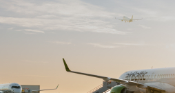 Rīgas lidosta. "airBaltic". 