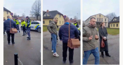 Pēc anonīma zvana par iespējamu narkotiku lietošanu tiesas sēdē, bokseris Zutis skaidrojas ar policiju. Pēc anonīma zvana par iespējamu narkotiku lietošanu tiesas sēdē, bokseris Zutis skaidrojas ar policiju.