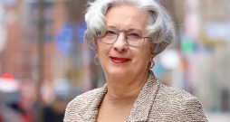 Sandra Kalniete, EP deputāte. Sandra Kalniete, EP deputāte.