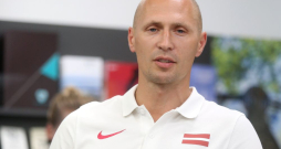 Latvijas Vieglatlētikas savienības (LVS) ģenerālsekretārs Dmitrijs Miļkevičs. Latvijas Vieglatlētikas savienības (LVS) ģenerālsekretārs Dmitrijs Miļkevičs.