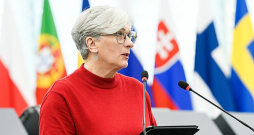Eiroparlamenta deputāte Sandra Kalniete šajā sasaukumā iecelta par Parlamenta galveno ziņotāju Krievijas jautājumos. Eiroparlamenta deputāte Sandra Kalniete šajā sasaukumā iecelta par Parlamenta galveno ziņotāju Krievijas jautājumos.