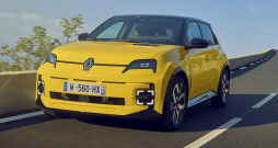 Pagājušā gadsimta leģenda "Renault-5" kļuvis elektrisks. Pagājušā gadsimta leģenda "Renault-5" kļuvis elektrisks.