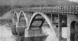 Siguldas tilts tapšanas procesā 1937. gada sākumā.