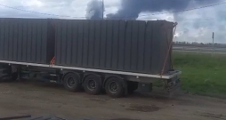 Ukrainas droni slepus palaisti no kravas auto Krievijā – šoferi tagad pratināšanā.