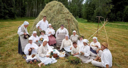 Folkloras kopa "Dimzēns".