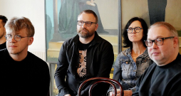 Liepājas teātra mākslinieciskais vadītājs Valters Sīlis, Latvijas Leļļu teātra direktors Mārtiņš Eihe un Nacionālā teātra direktors Māris Vītols "Spēlmaņu nakts" nominantu paziņošanā.