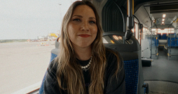 Māra Upmane-Holšteine.