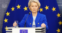 Eiropas Komisijas priekšsēdētāja Urzula fon der Leiena piedalās preses konferencē pēc tikšanās ar Ministru prezidenti Ministru kabinetā. Eiropas Komisijas priekšsēdētāja Urzula fon der Leiena piedalās preses konferencē pēc tikšanās ar Ministru prezidenti Ministru kabinetā.