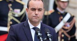 Francijas premjerministrs Sebastjēns Lekornī.