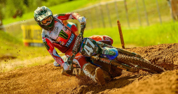 Kārlis Reišulis šosezon aizvadīja pilnu pasaules čempionāta sezonu MX2 klasē. Nāciju kausa izcīņā viņš valsti pārstāvēs ceturto gadu pēc kārtas. Kārlis Reišulis šosezon aizvadīja pilnu pasaules čempionāta sezonu MX2 klasē. Nāciju kausa izcīņā viņš valsti pārstāvēs ceturto gadu pēc kārtas.