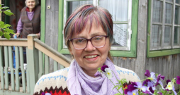 Margita Krišjāne, Valsts valodas centra sabiedriskā palīdze. Margita Krišjāne, Valsts valodas centra sabiedriskā palīdze.