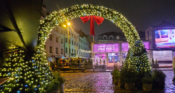 12. decembrī misiju uzsāks maratons "Dod pieci!". 12. decembrī misiju uzsāks maratons "Dod pieci!".