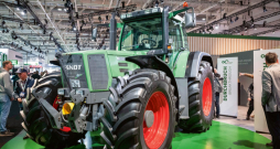 No iekšdedzes dzinēja, pārnesumkārbām un šasijām līdz hidraulikai, elektrifikācijai un palīdzības sistēmām – izstādē "Agritechnica 2025". No iekšdedzes dzinēja, pārnesumkārbām un šasijām līdz hidraulikai, elektrifikācijai un palīdzības sistēmām – izstādē "Agritechnica 2025".