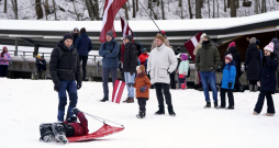 Pasaules kausa posma kamaniņu sportā norise janvārī Siguldā bija zem jautājuma zīmes. Šoziem mači notiks, bet vai tradīcija turpināsies arī pēc gada, rādīs laiks.